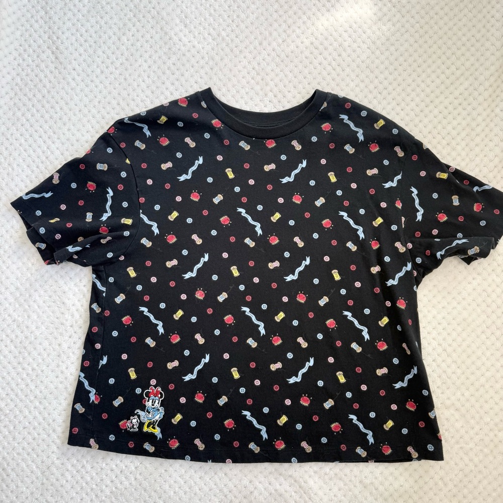 Uniqlo Olympia Le-Tan Disney Minnie tshirt SzM
